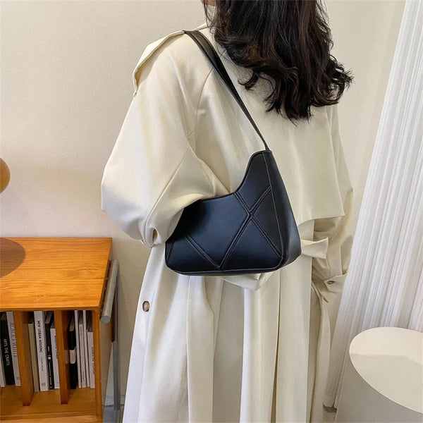 Haute Couture Shoulder Bag: Timeless Elegance
